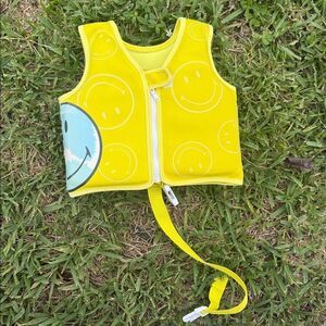 Sunnylife Yellow Smiley Kids Swim Vest KIDS Worn ONCE